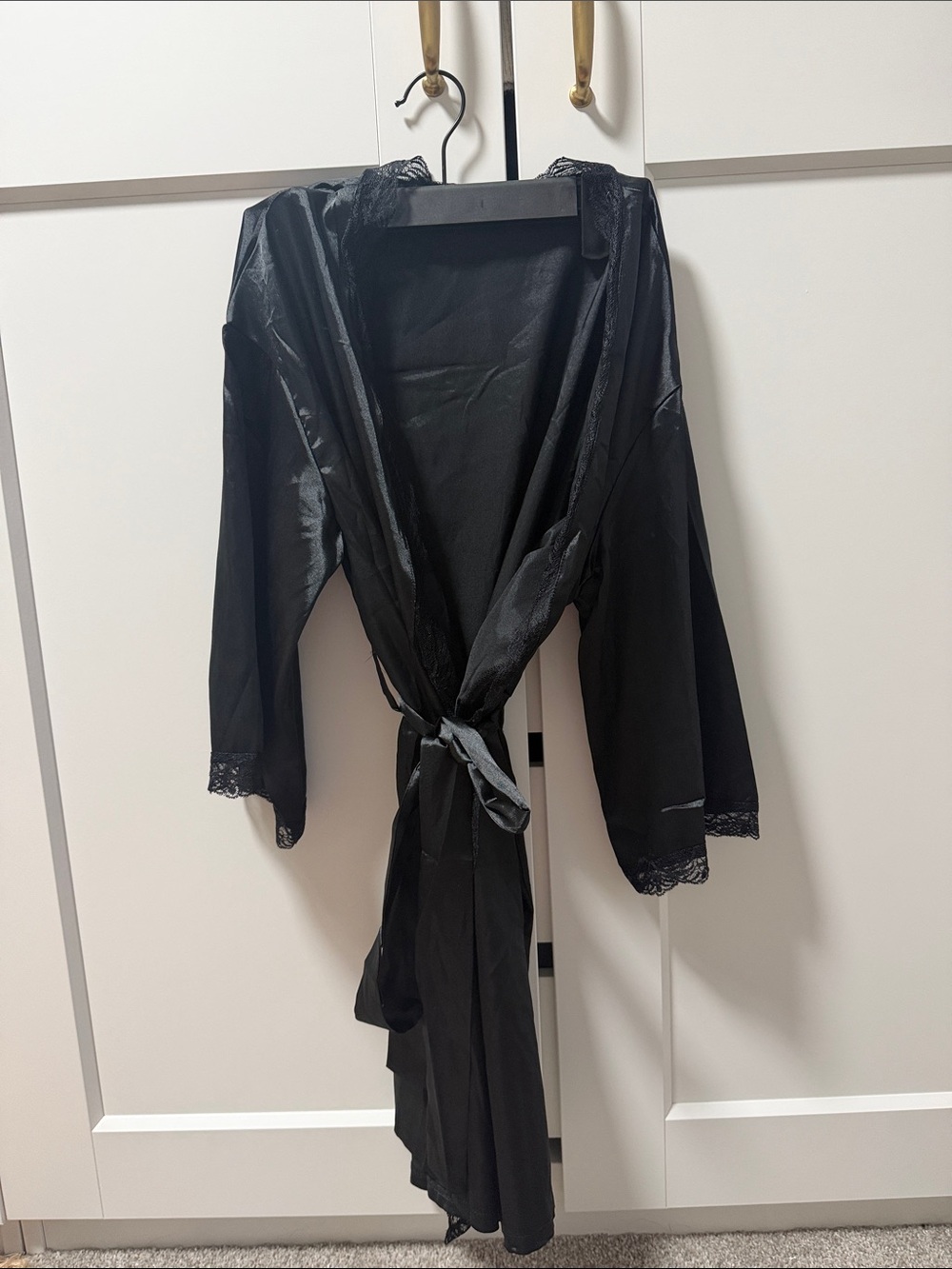 SHEIN Black Satin Lace-Trim Robe